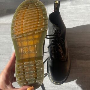 Dr. Martens 1460 Pascal boots